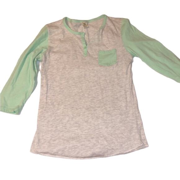 Baseball Sleeve Pocket Tee - Size Large - Picture 1 of 3